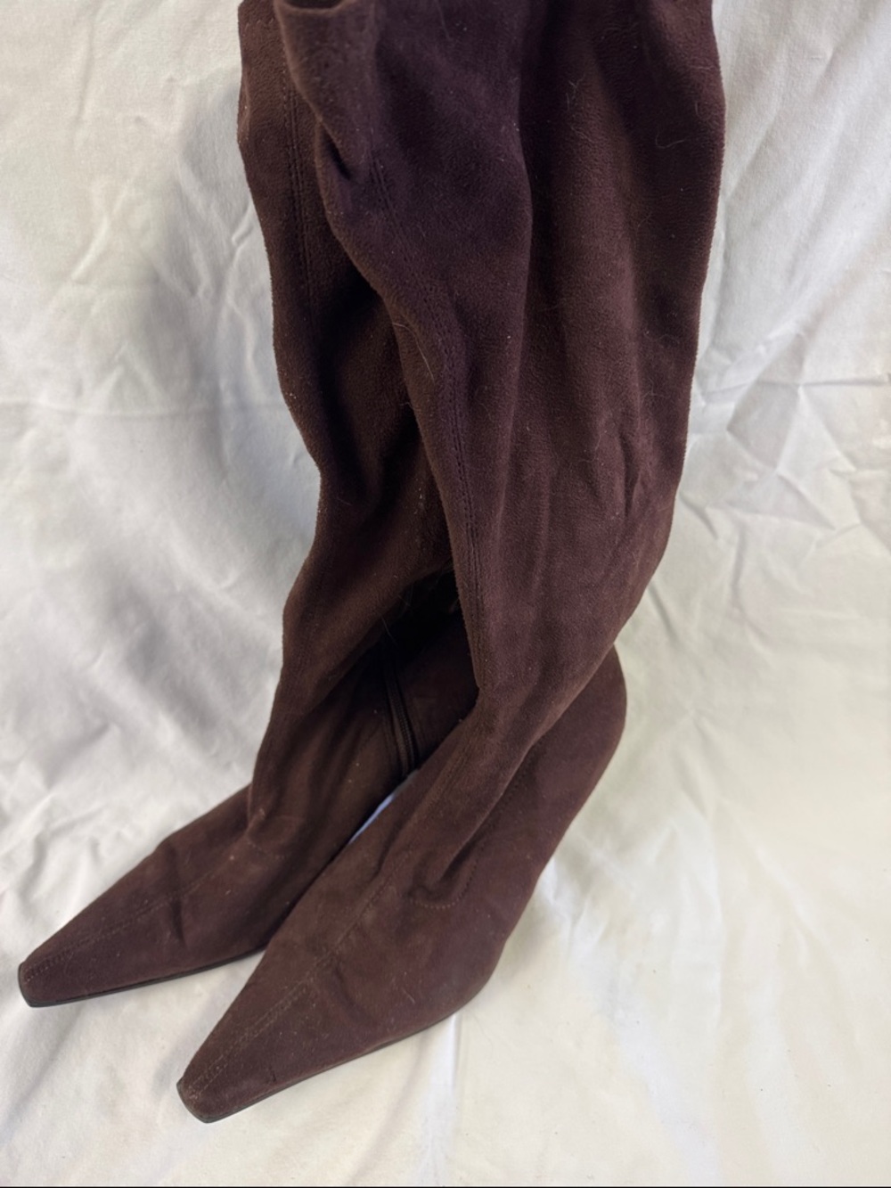 Women's Brown Suede Knee-High Pointed Toe Boots